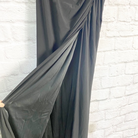 La Femme Dress Style 28389 Black Off Shoulder Long Dress - Picture 5 of 8